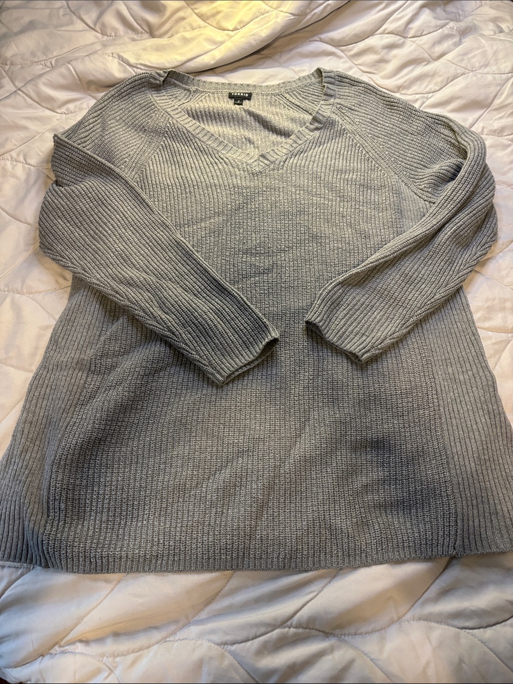 torrid Light Gray Ribbed V-Neck Sweater
